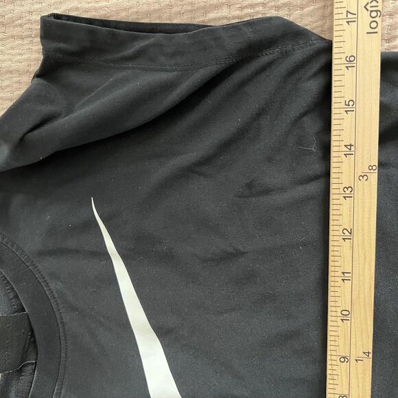 Nike Shirt Womens Small Black Cropped Tee Swoosh Logo Short Sleeve AR3064-010 - Picture 3 of 8